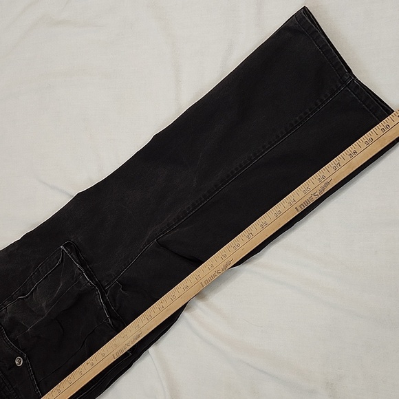 Levi's Classic Black Mens Cargo Pants - Picture 16 of 16